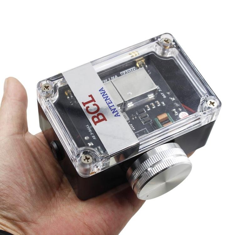 High-Gain Low-Noise FM Signal Amplifier
