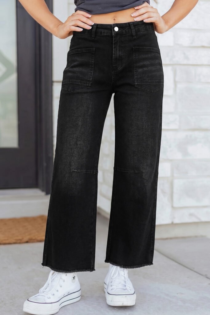 Black Frayed Cropped Barrel Jeans Black Frayed Cropped Barrel Jeans