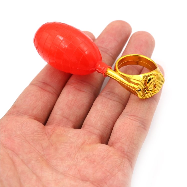 3 PCS Tricky Water Spray Ring Prank Toy 3 PCS Tricky Water Spray Ring Prank Toy