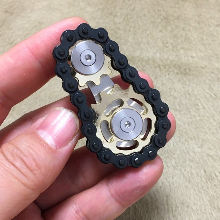 Black Chain Gyro Fingertip Gyro EDC Metal Toy Gear Sprocket Flywheel… Black Chain Gyro Fingertip Gyro EDC Metal Toy Gear Sprocket Flywheel…