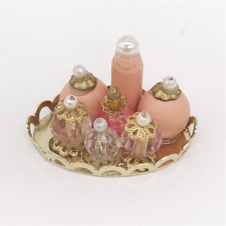 3 PCS Mini Doll House Dressing Table Decoration Cosmetic Set 3 PCS Mini Doll House Dressing Table Decoration Cosmetic Set