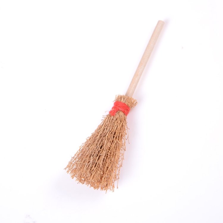2 PCS Miniature Doll House Kitchen Patio Accessories Wooden Broom Children’s Educational Toys 2 PCS Miniature Doll House Kitchen Patio Accessories Wooden Broom Children’s Educational Toys