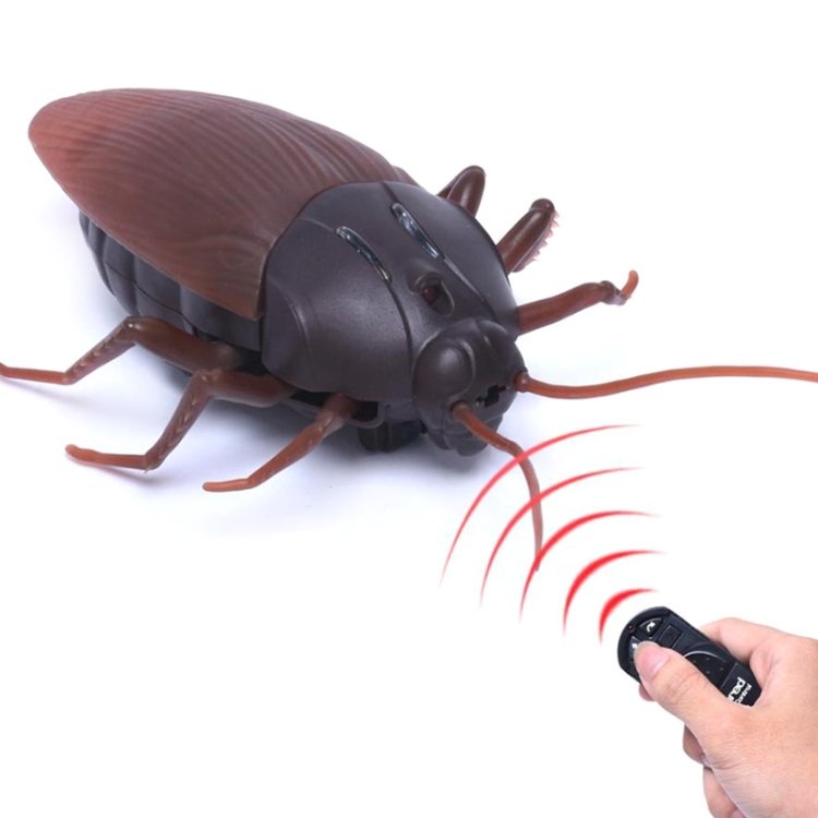 Tricky Funny Toy Infrared Remote Control Scary Creepy Cockroach, Size: 7.5*14cm Tricky Funny Toy Infrared Remote Control Scary Creepy Cockroach, Size: 7.5*14cm