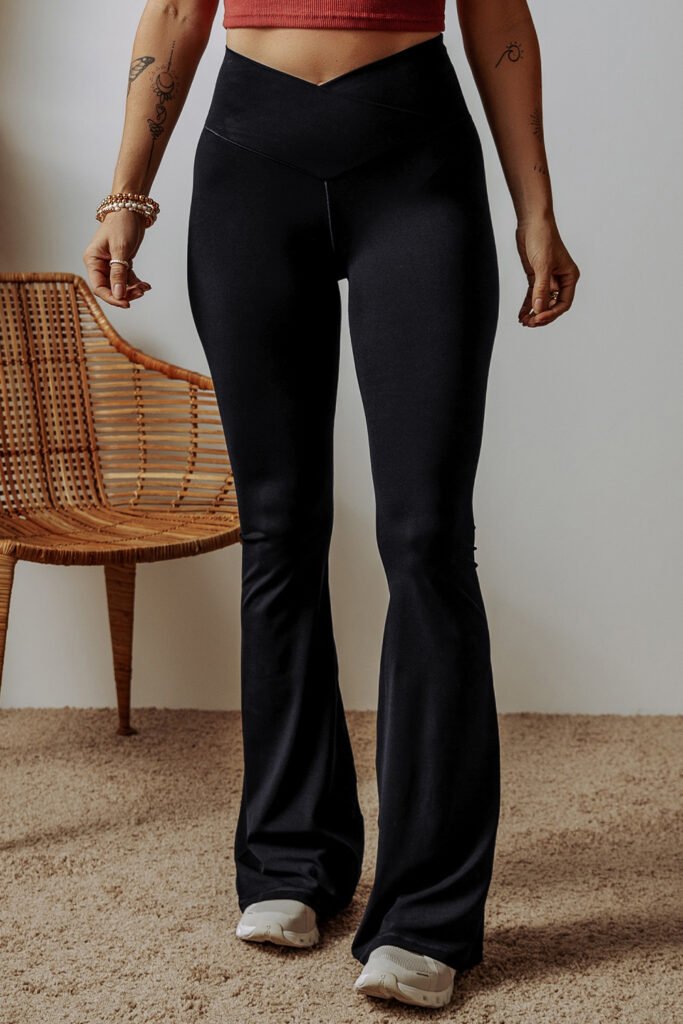 Black V Shape High Waist Flared Leggings Black V Shape High Waist Flared Leggings